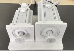 低溫伺服電機如何處理低溫環(huán)境中出現(xiàn)的冷凝和結(jié)冰問題